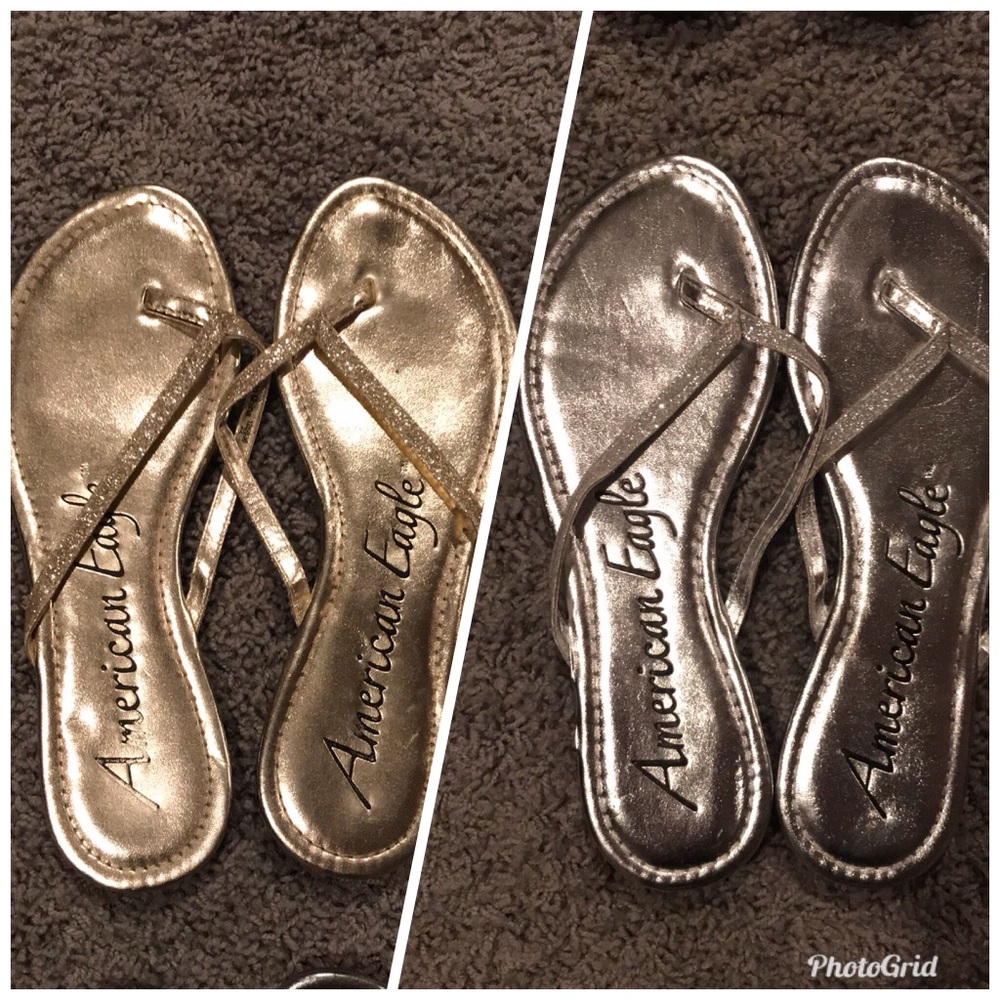 American Eagle glitter flip flops. Size 8.